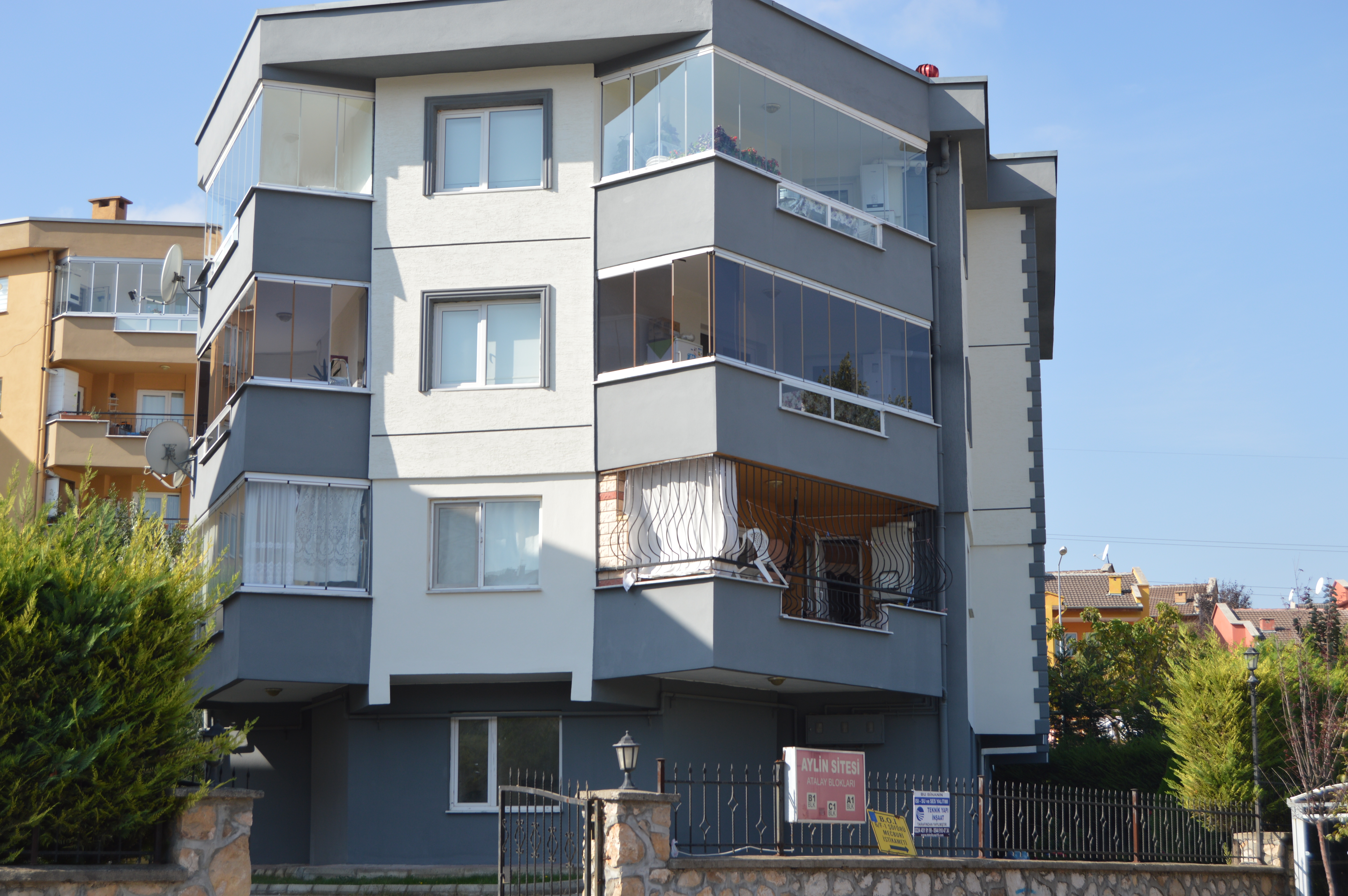 AYLİN SİTESİ-ÜÇEVLER