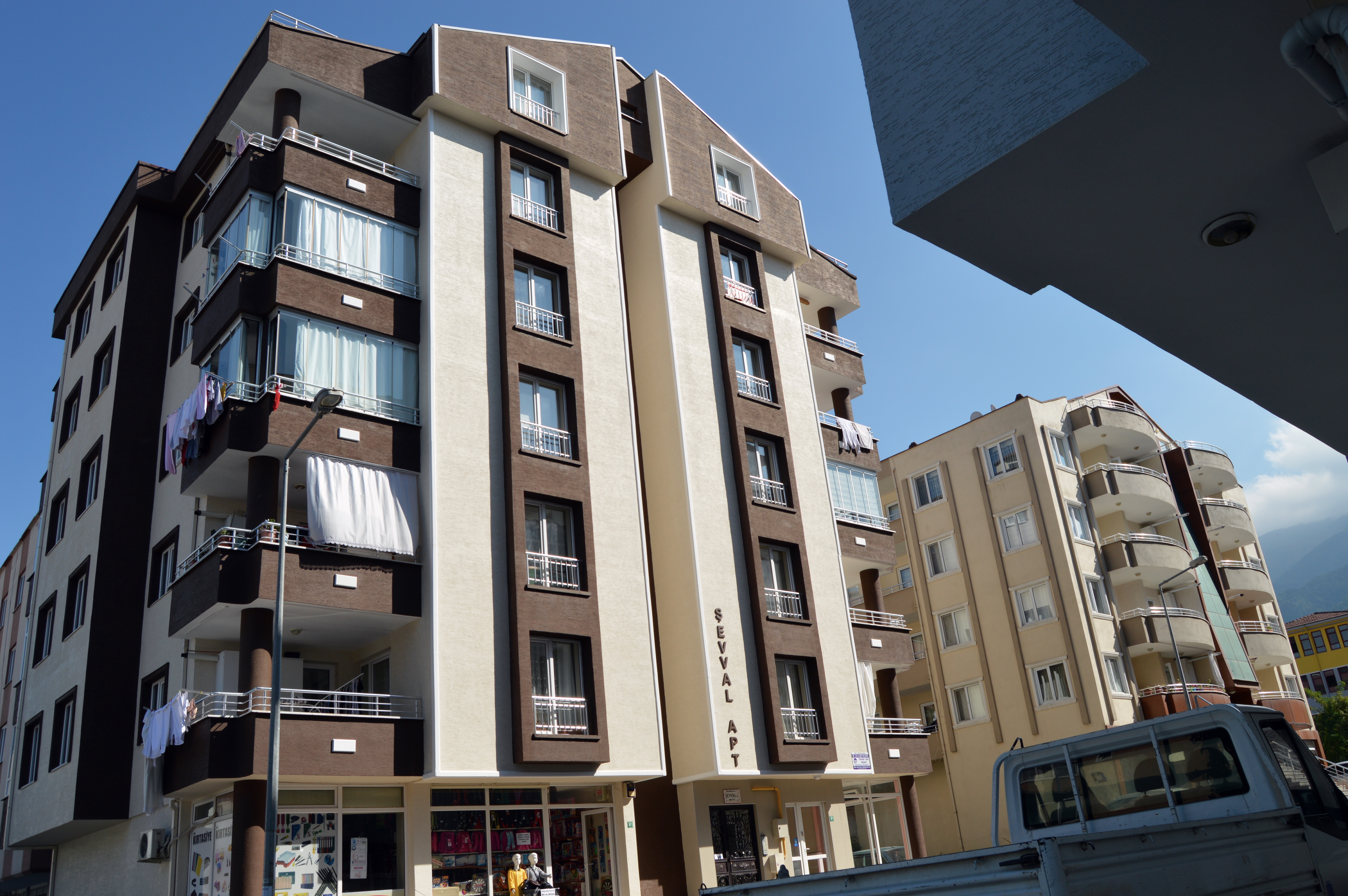 ŞEVVAL APARTMAN-ERİKLİ